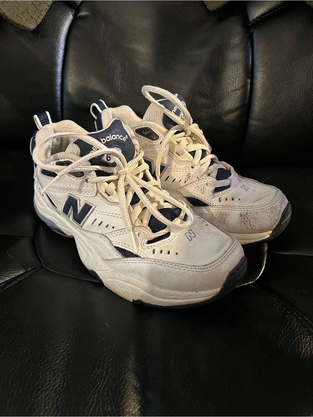 New Balance 609 Y2K vintage women’s sneakers